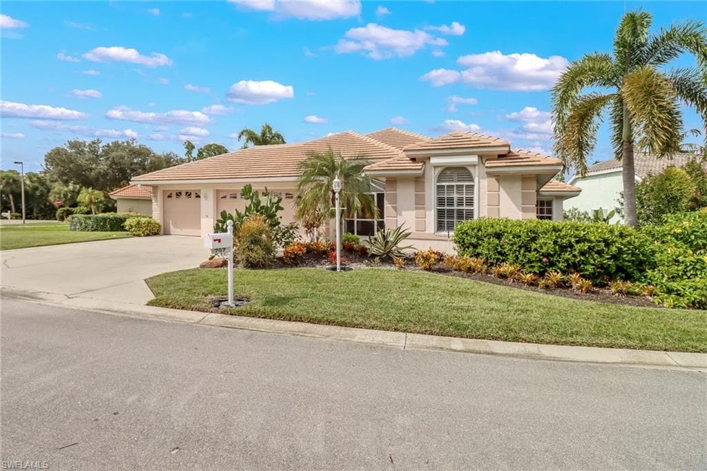 787 Provincetown DR NAPLES, FL 34104