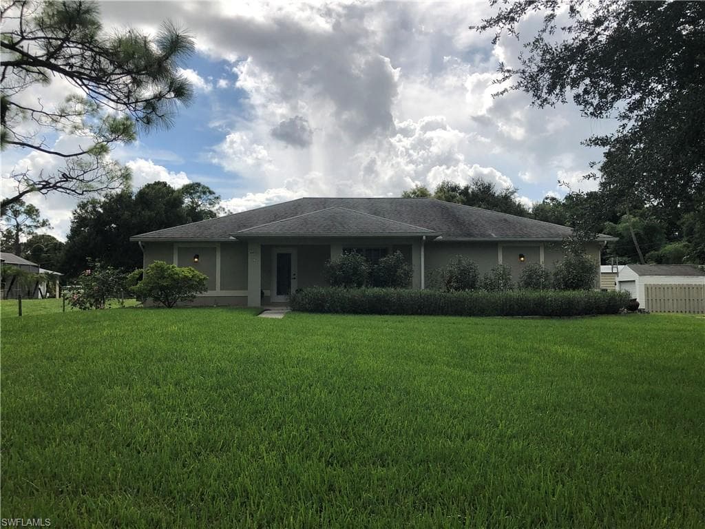 4400 River Grove LN FORT MYERS, FL 33905