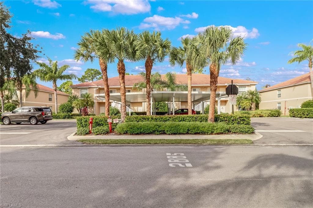 2885 Cypress Trace CIR 9-102 NAPLES, FL 34119