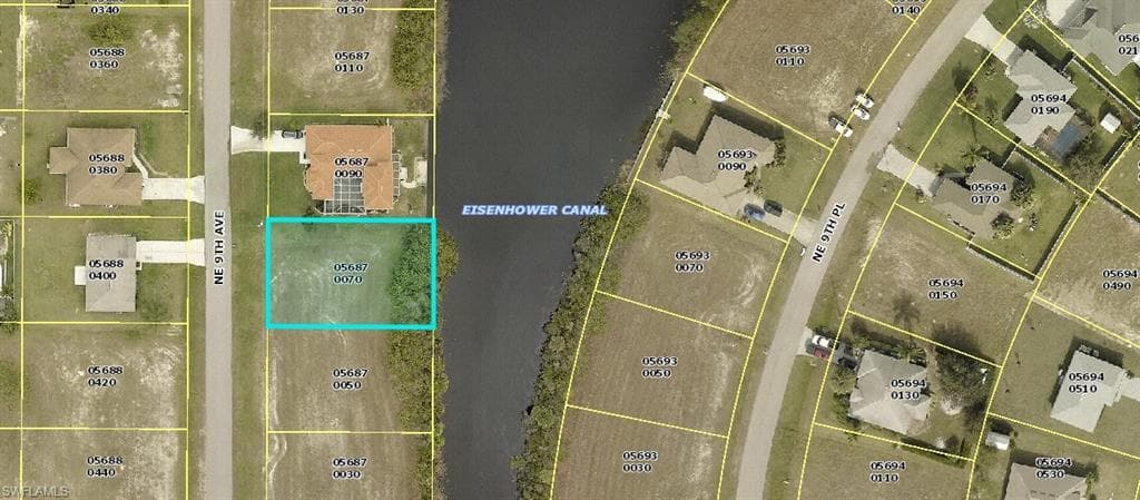 4135 NE 9th AVE CAPE CORAL, FL 33909