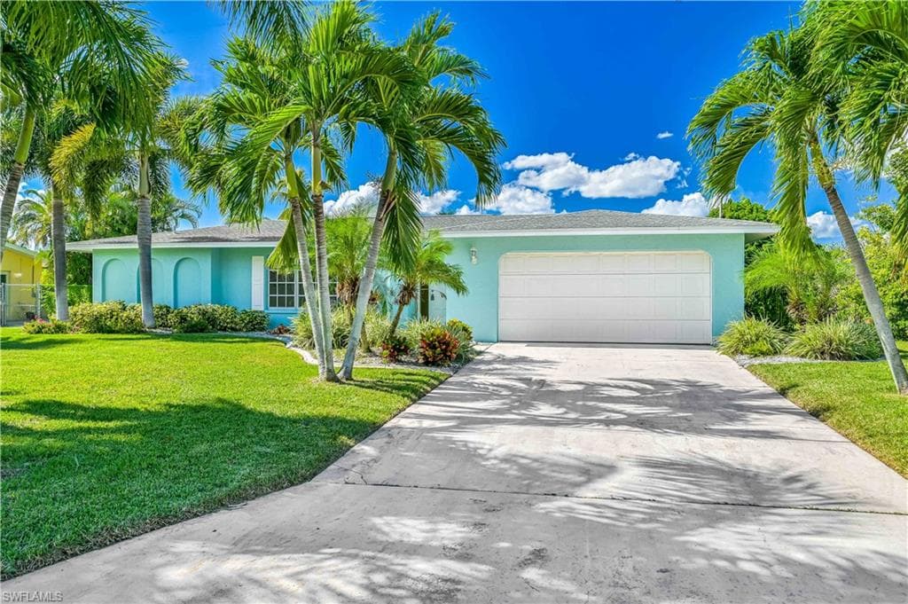 4006 SE 11th AVE CAPE CORAL, FL 33904