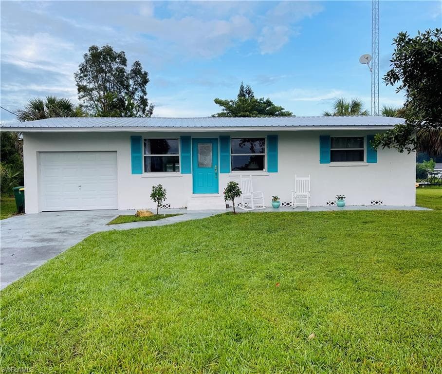 150 Danforth DR PORT CHARLOTTE, FL 33980