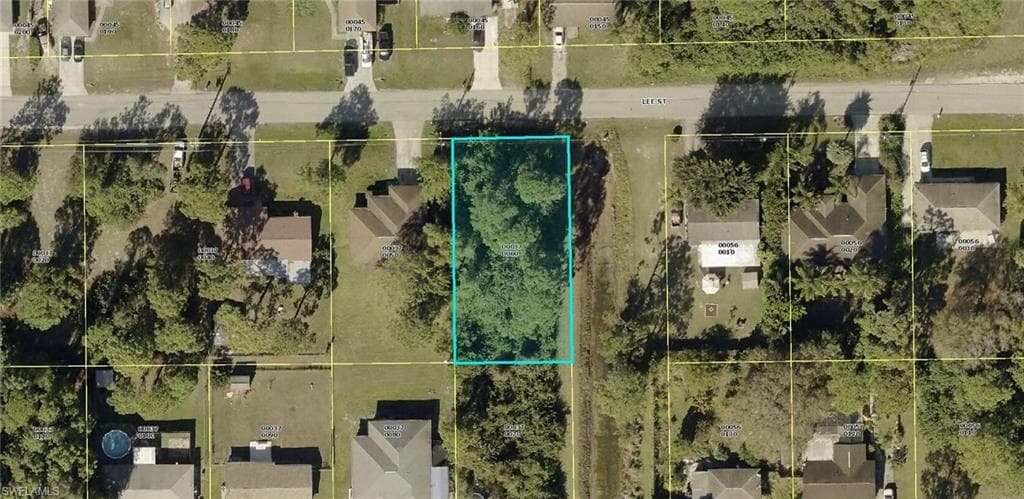 5101 Lee ST LEHIGH ACRES, FL 33971