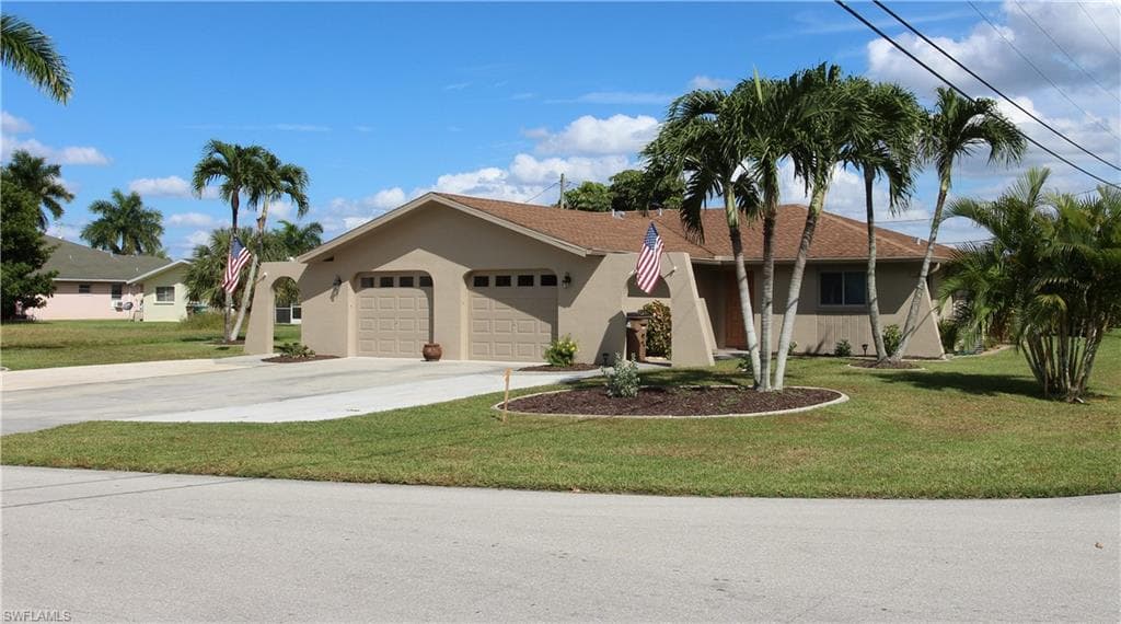 4121 SE 18th AVE A-B CAPE CORAL, FL 33904