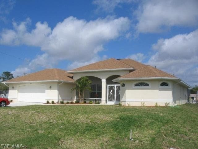 627 SE 3rd ST CAPE CORAL, FL 33990