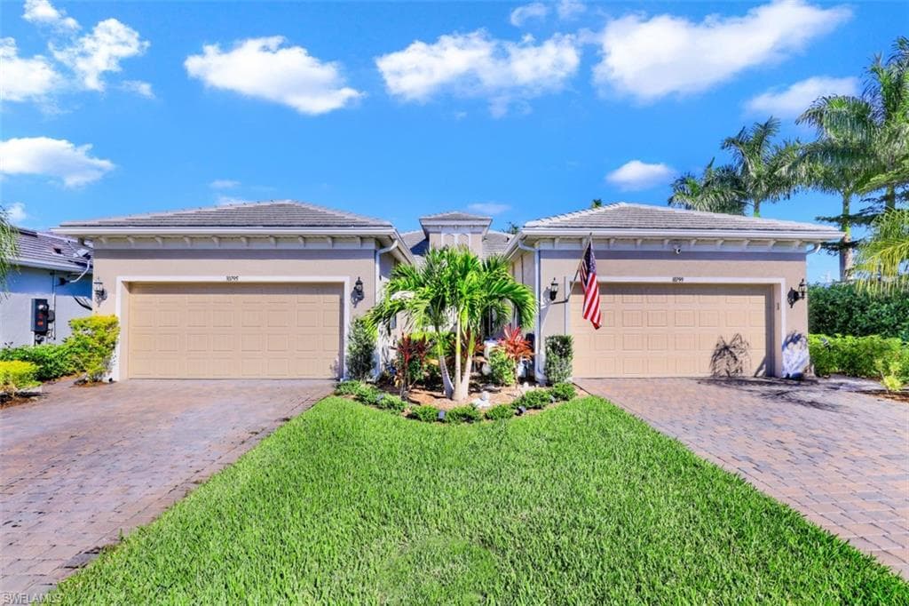 10795 Manatee Key LN ESTERO, FL 33928