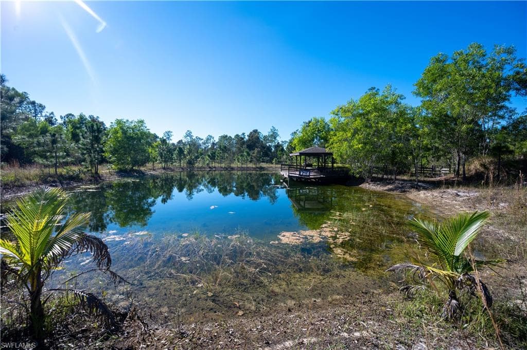 12330 Shawnee RD FORT MYERS, FL 33913