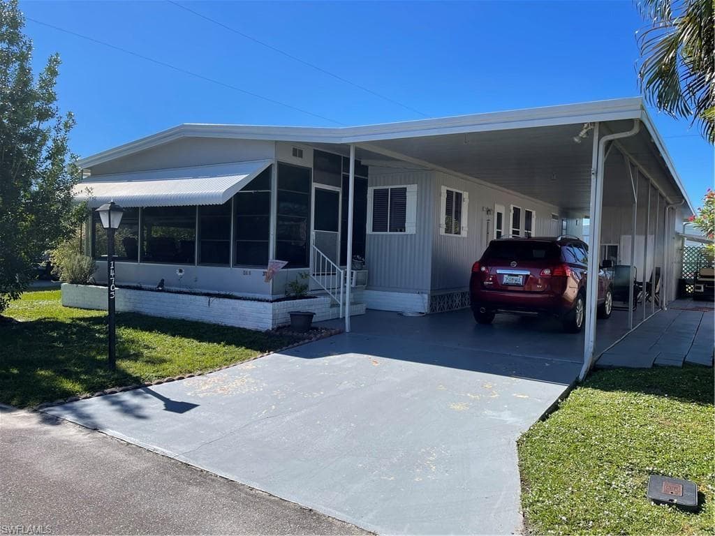 14703 Patrick Henry RD 312 NORTH FORT MYERS, FL 33917