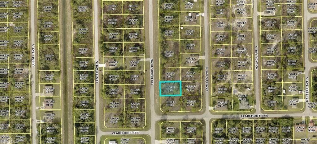 325 Columbus BLVD S LEHIGH ACRES, FL 33974