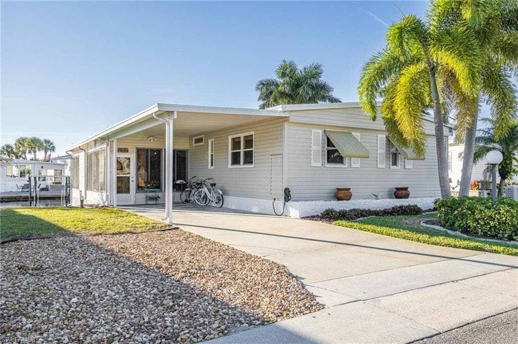 17660 Peppard DR FORT MYERS BEACH, FL 33931