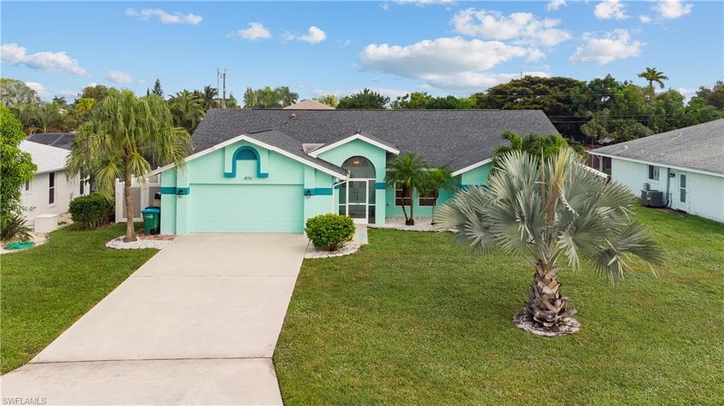 1839 SE 1st ST CAPE CORAL, FL 33990