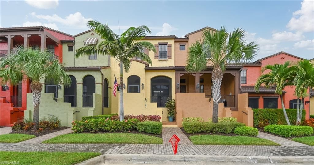 8471 Olinda WAY 3703 FORT MYERS, FL 33912