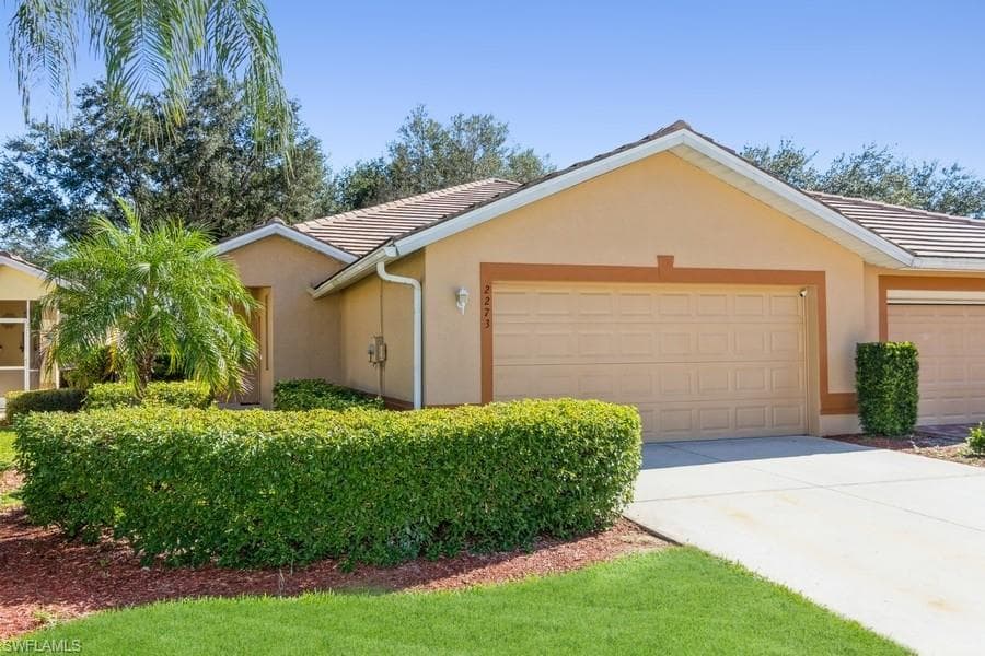 2273 Granby DR LEHIGH ACRES, FL 33973