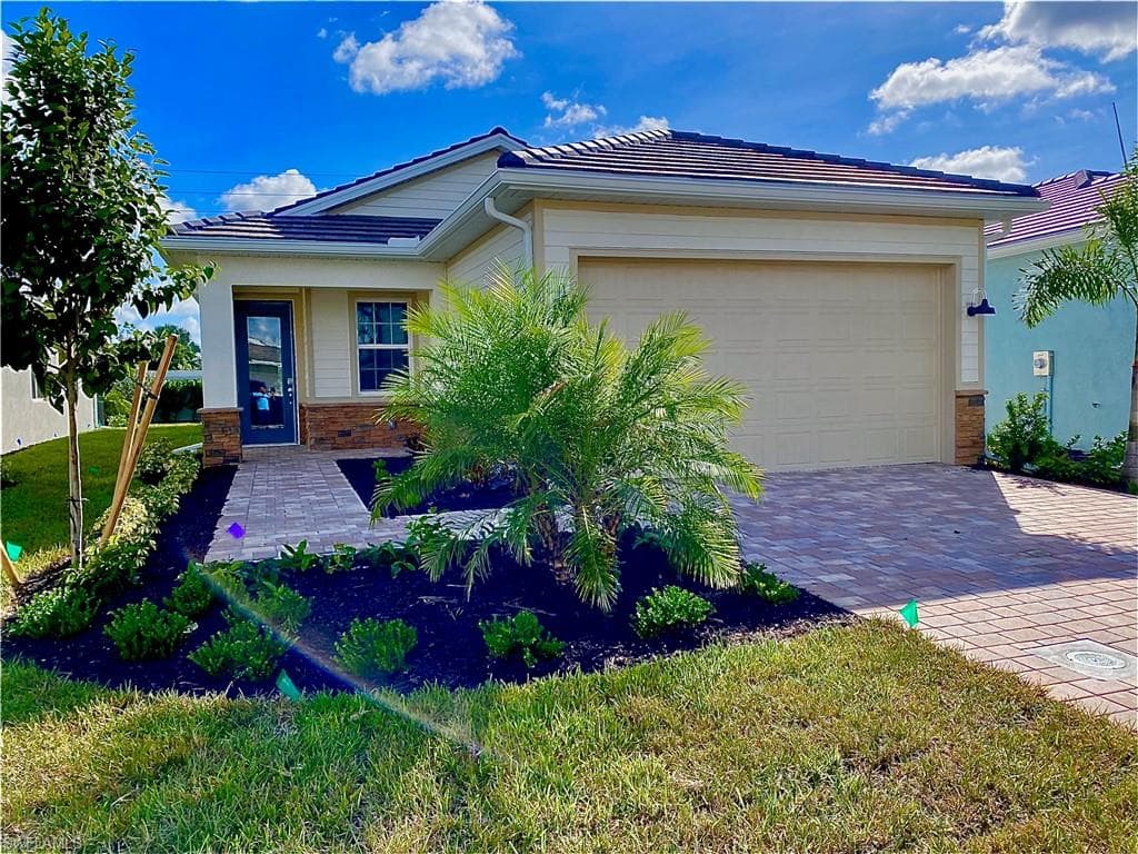 28475 Captiva Shell LOOP BONITA SPRINGS, FL 34135