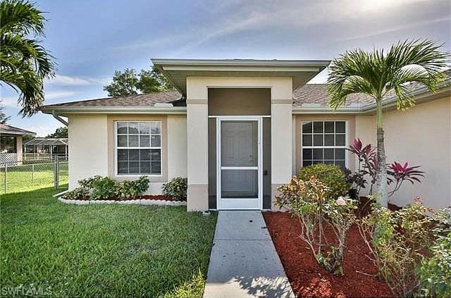 328 Trafalgar PKY CAPE CORAL, FL 33991