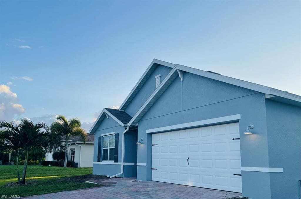 1244 3rd AVE CAPE CORAL, FL 33991