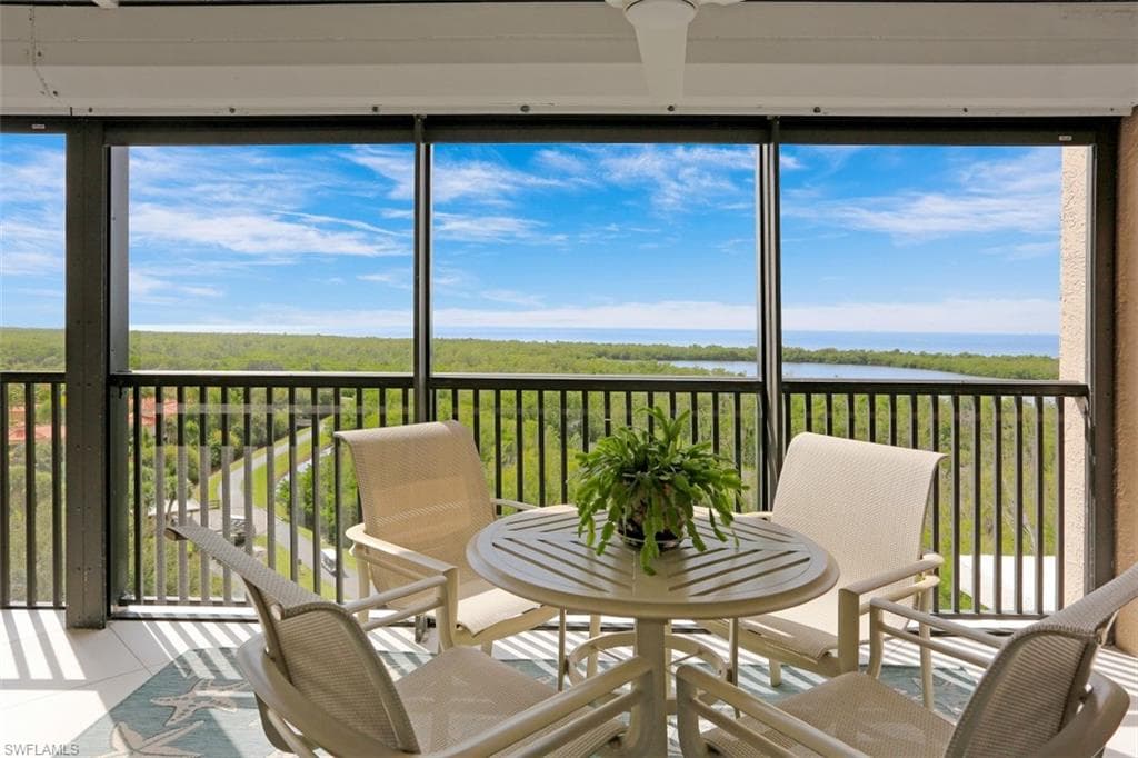 6825 Grenadier BLVD 804 NAPLES, FL 34108