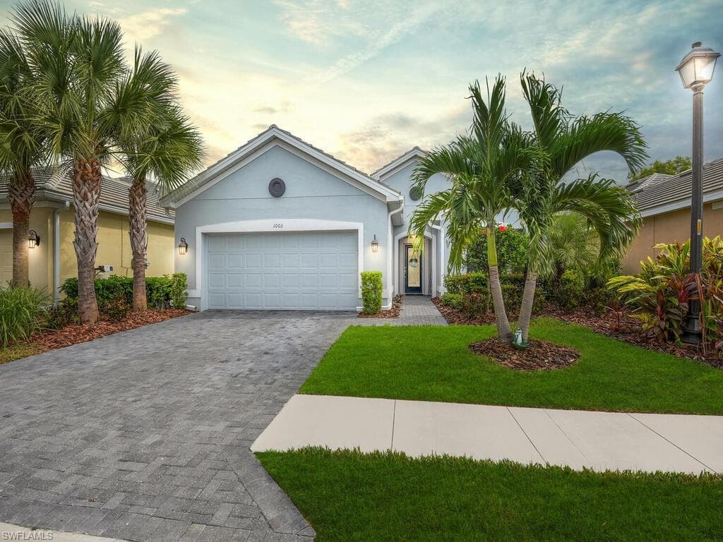 1003 Cayes CIR CAPE CORAL, FL 33991