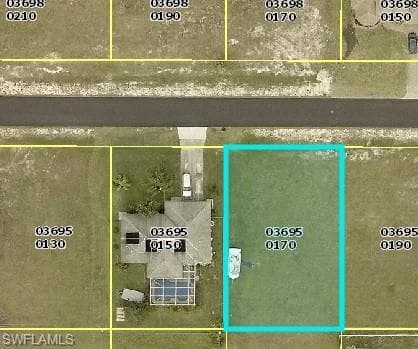 1924 SW 2nd TER CAPE CORAL, FL 33991