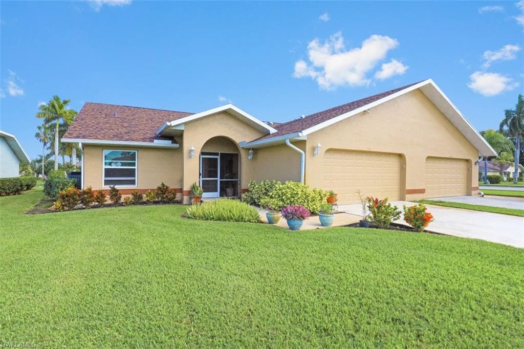 113 Quail Hollow CT NAPLES, FL 34113