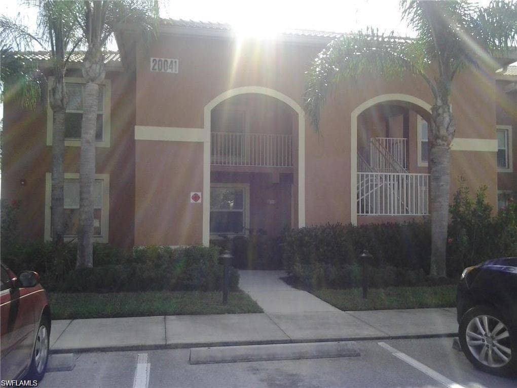 20041 Barletta LN 2421 ESTERO, FL 33928