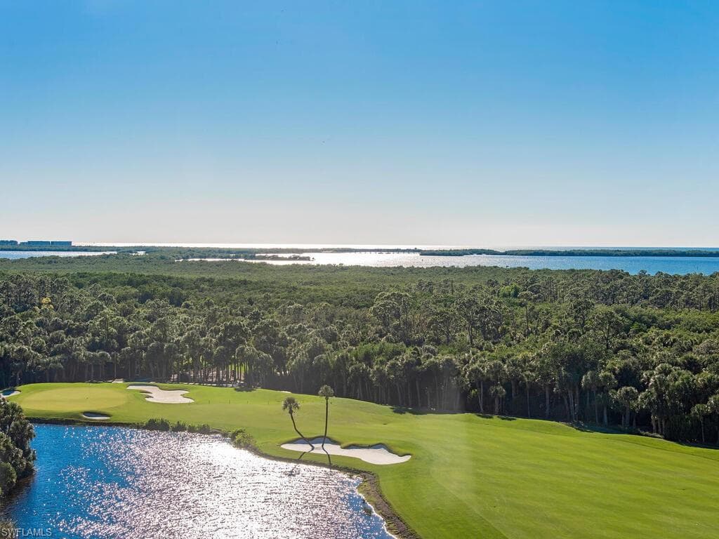 23540 Via Veneto 904 BONITA SPRINGS, FL 34134