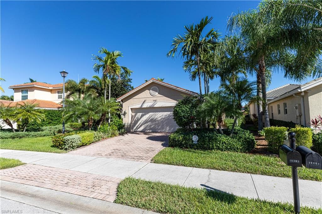 10307 Longleaf Pine CT FORT MYERS, FL 33913