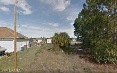 2816 20th ST SW LEHIGH ACRES, FL 33976