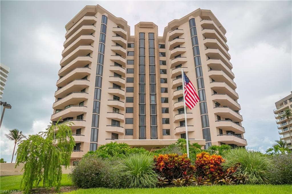 220 Collier BLVD 305 MARCO ISLAND, FL 34145