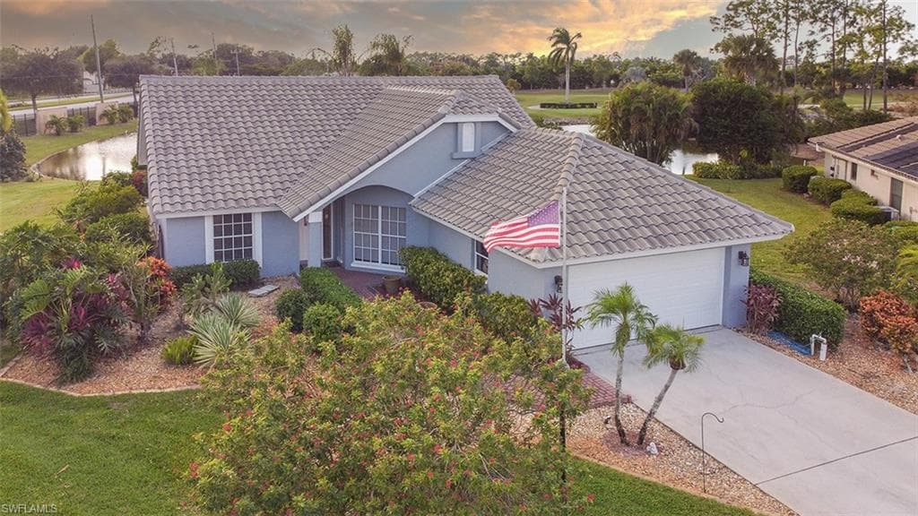 5846 Westbourgh CT NAPLES, FL 34112