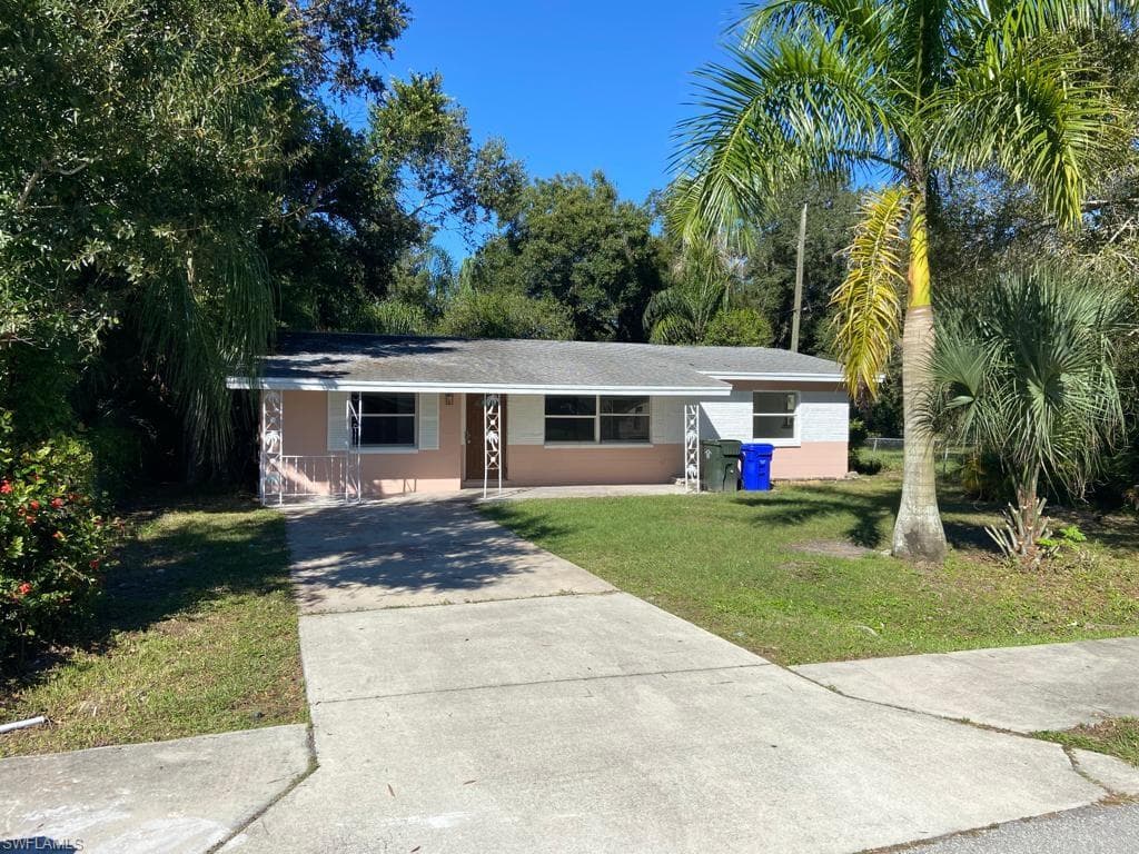 307 Clara ST FORT MYERS, FL 33916