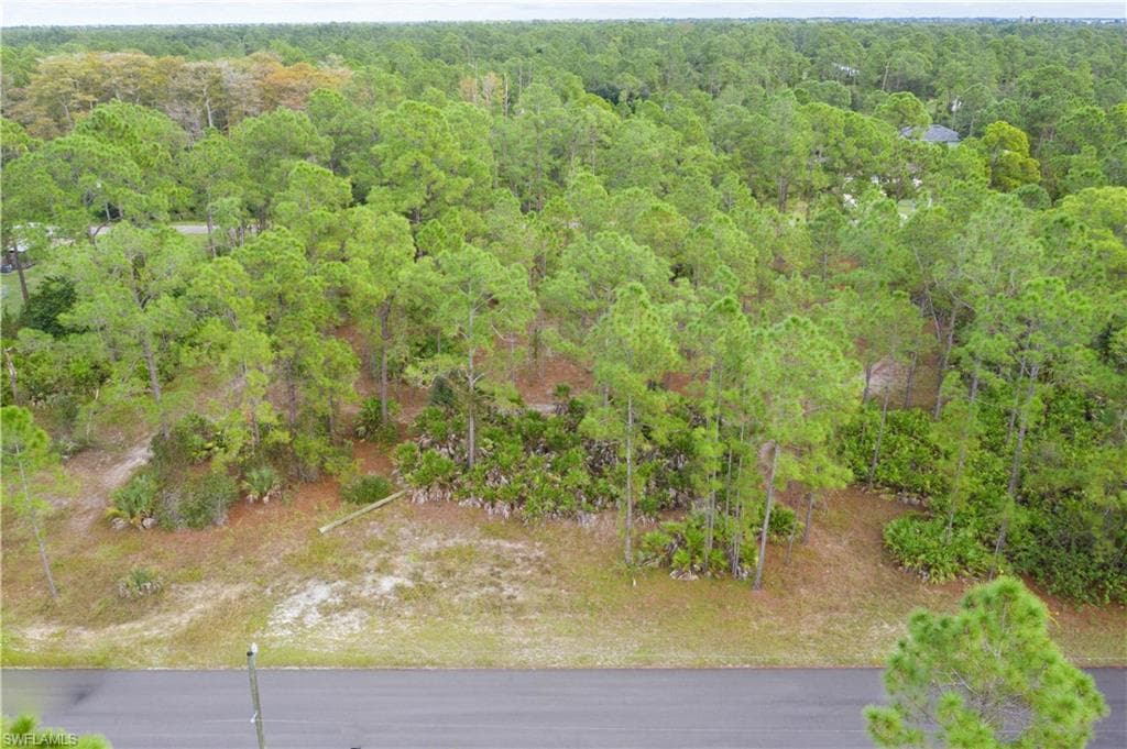 2016 Jefferson AVE ALVA, FL 33920