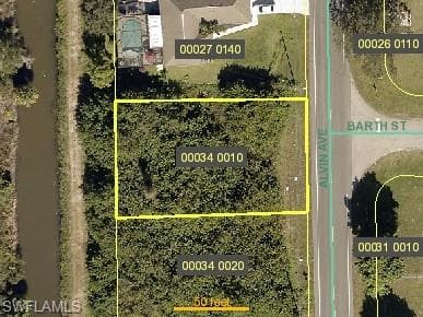 831 Alvin AVE LEHIGH ACRES, FL 33971