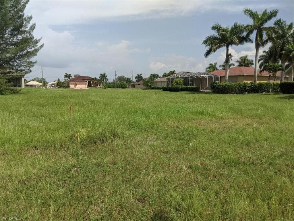 407 SW 35th PL CAPE CORAL, FL 33991