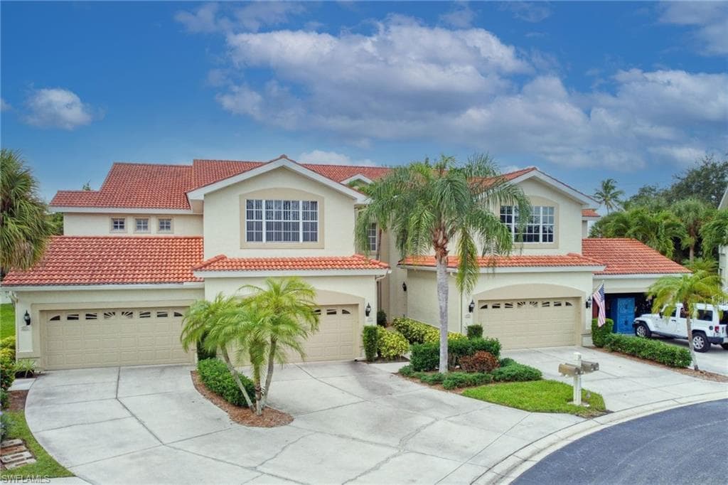 15157 Oxford CV 2402 FORT MYERS, FL 33919