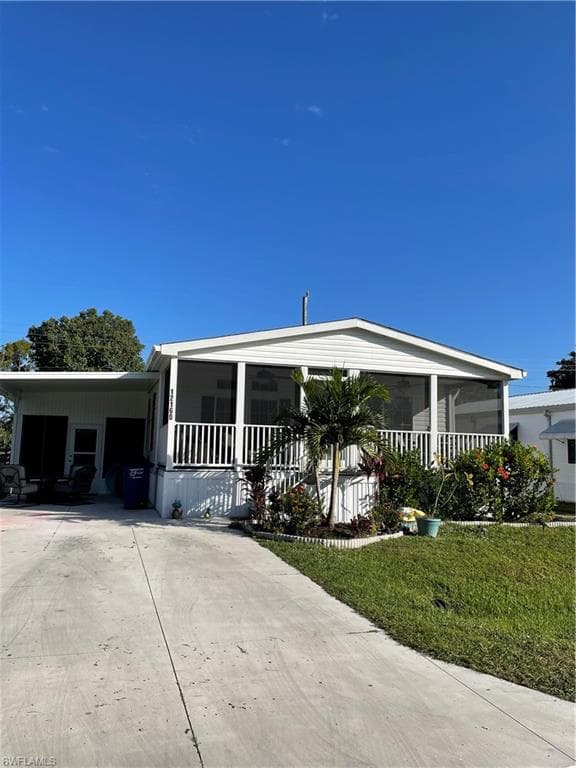 12160 Live Oak DR FORT MYERS, FL 33908