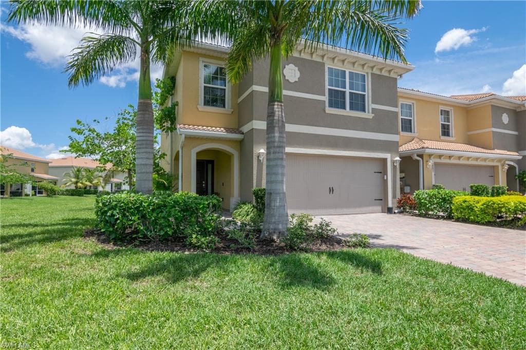 3881 Tilbor CIR FORT MYERS, FL 33916