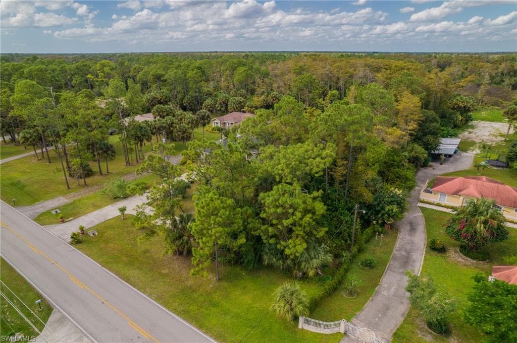 3241 18th AVE NE NAPLES, FL 34120