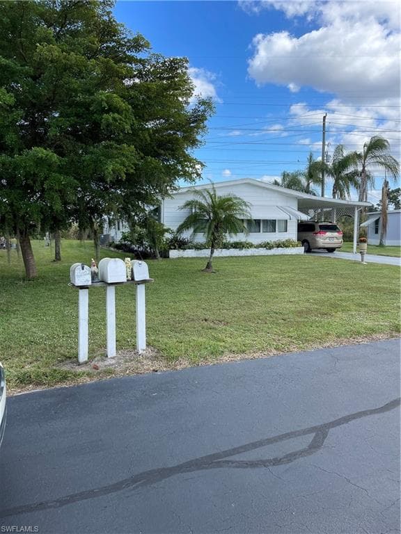 27405 Duvernay DR BONITA SPRINGS, FL 34135