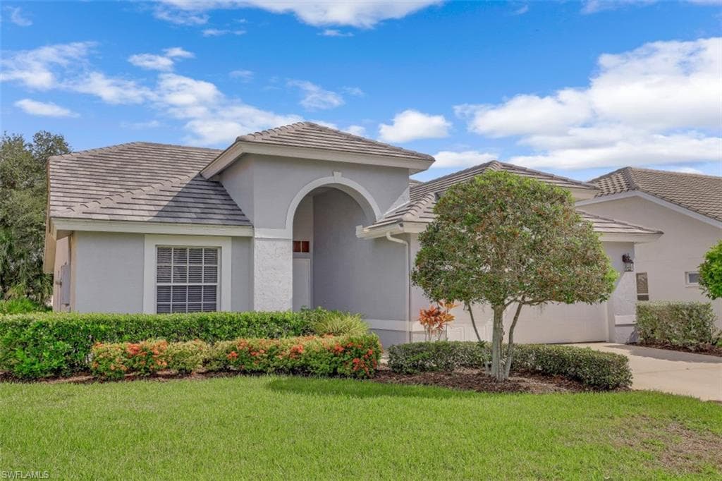 25041 Bay Cedar DR BONITA SPRINGS, FL 34134