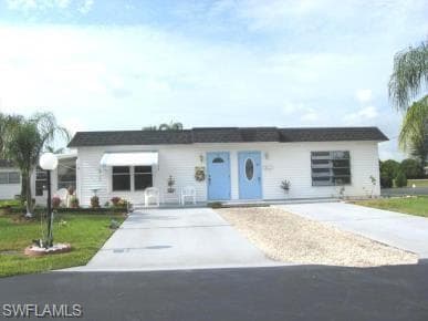 4 Hamlin CT LEHIGH ACRES, FL 33936