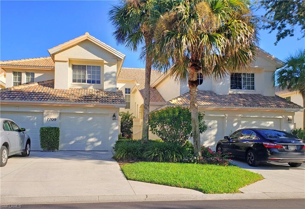7709 Gardner DR 203 NAPLES, FL 34109