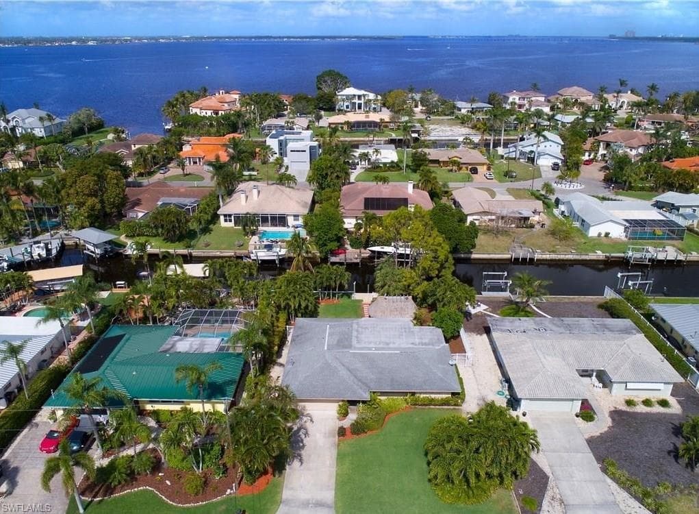 393 Parkway CT FORT MYERS, FL 33919