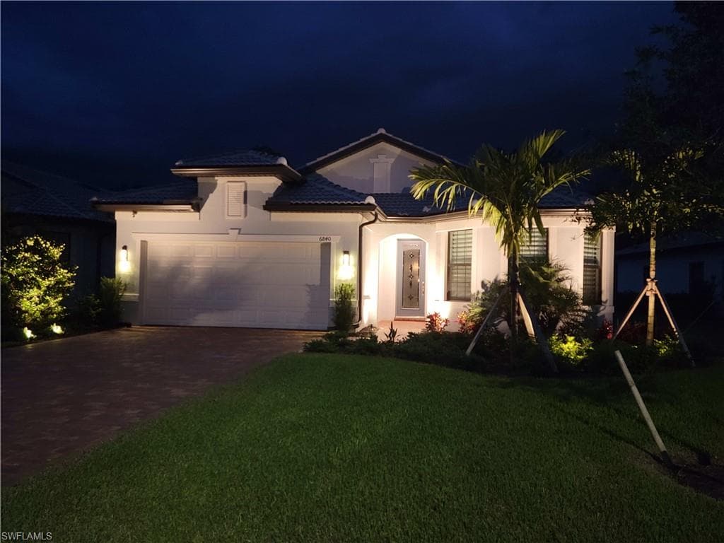 6840 Winding Cypress DR NAPLES, FL 34114