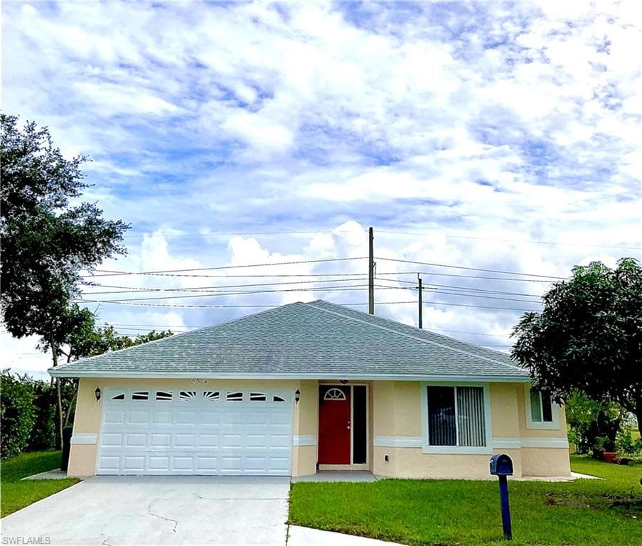 5024 Catalina CT NAPLES, FL 34112