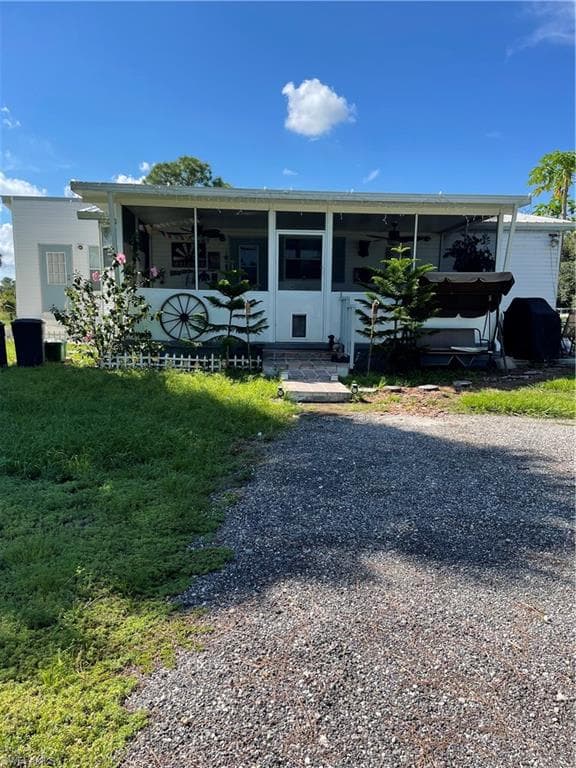 4050 Hendry Isles BLVD CLEWISTON, FL 33440