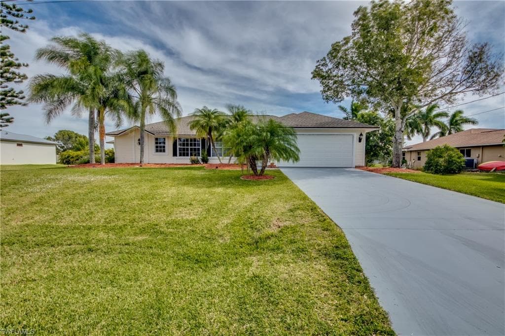 4401 SW 28th PL CAPE CORAL, FL 33914