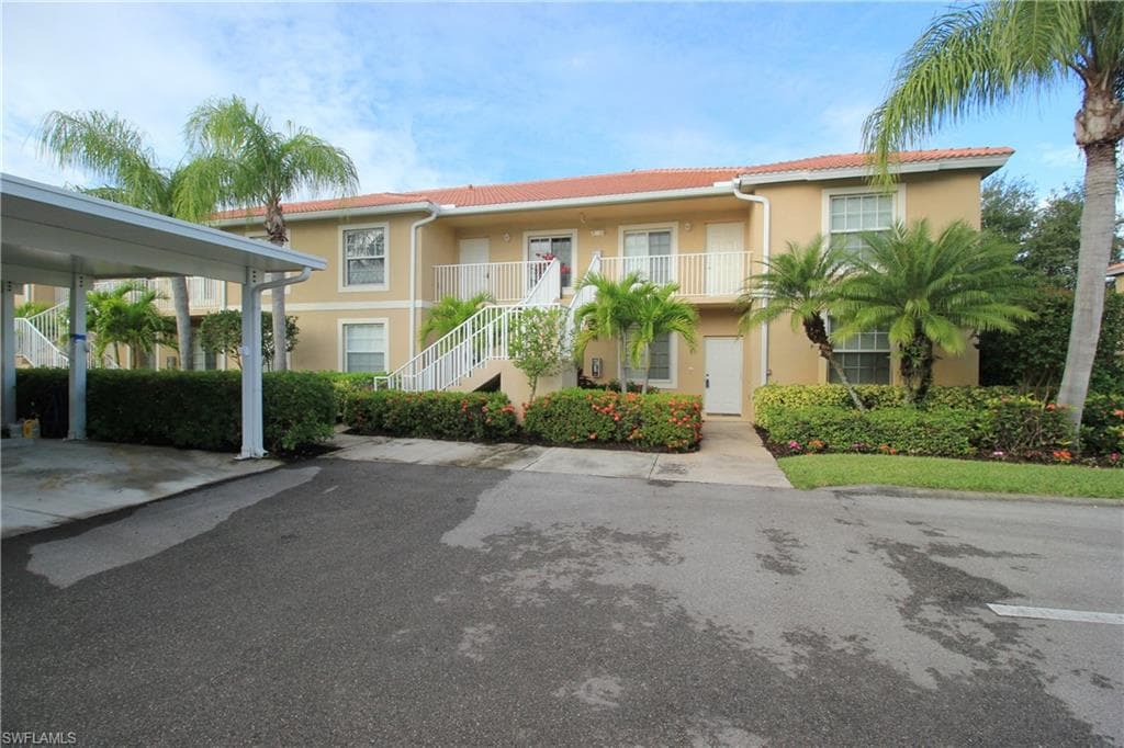 2805 Cypress Trace CIR 1-204 NAPLES, FL 34119
