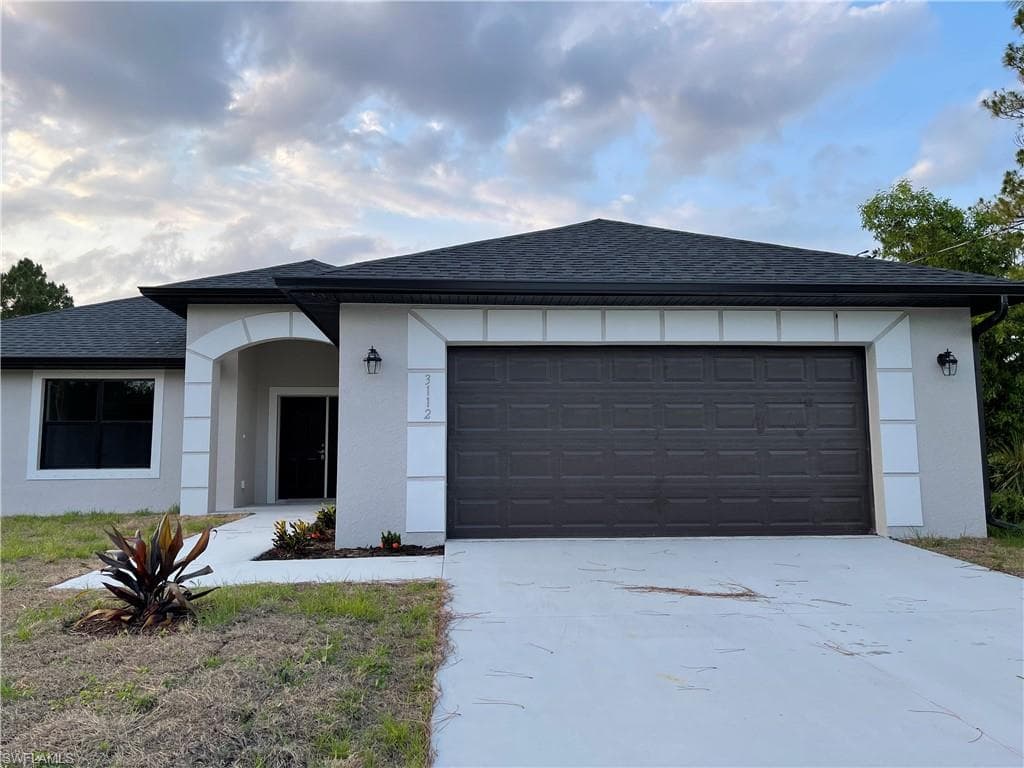 2912 33rd ST SW LEHIGH ACRES, FL 33976