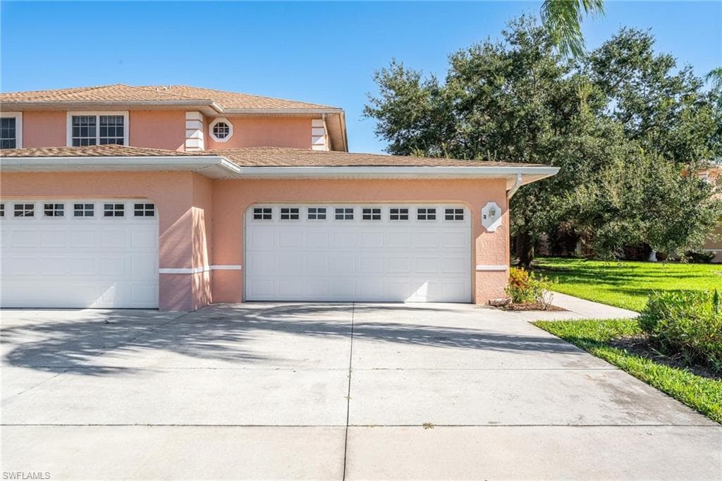 20025 Lake Vista CIR 6D LEHIGH ACRES, FL 33936